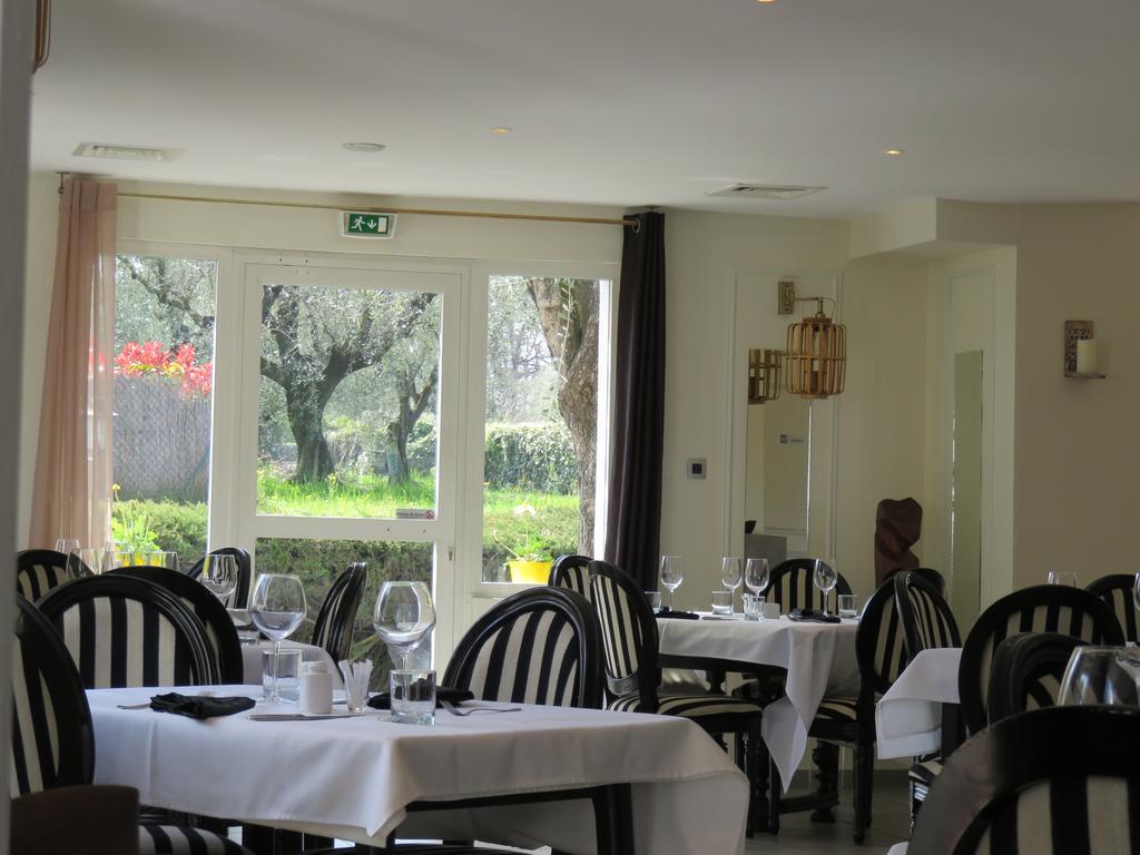 Hotel Mon Soleil La Gaude Eksteriør bilde