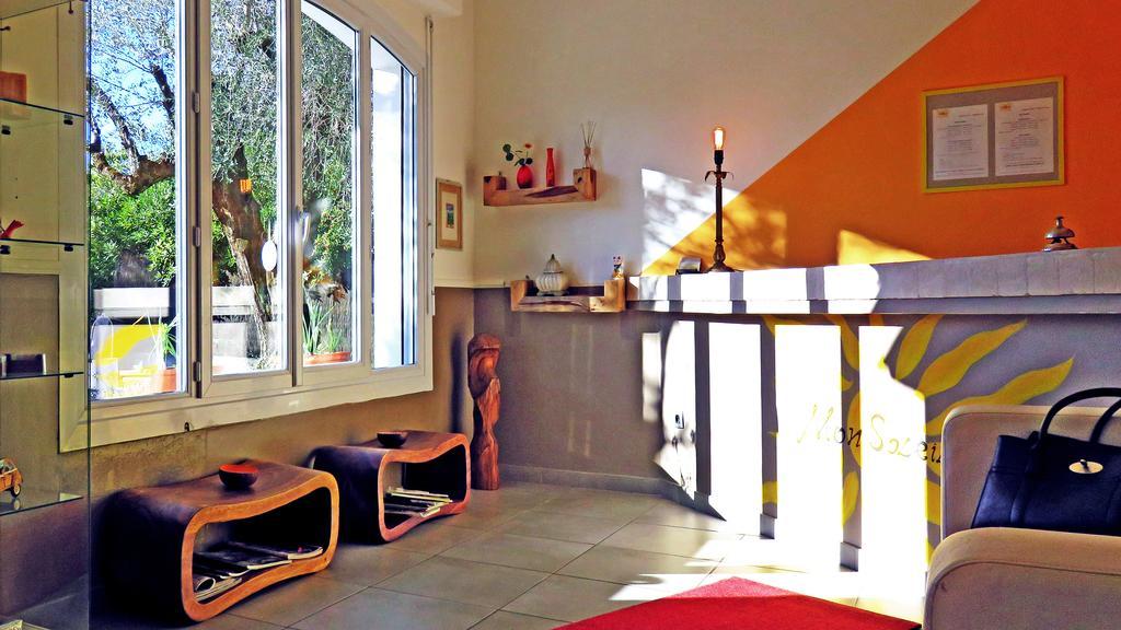Hotel Mon Soleil La Gaude Eksteriør bilde